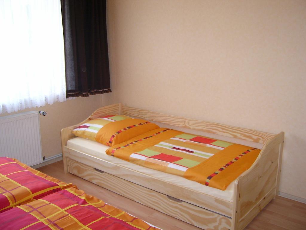 Ferienwohnung Böhnstedt Thale Zimmer foto